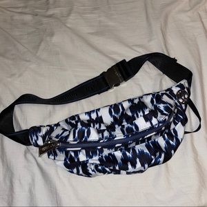 lululemon fanny pack
